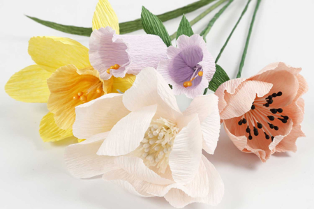 100 pistils de fleurs - Blanc - Fleurs en papier crépon : créez des bouquets éternels – 10doigts.fr