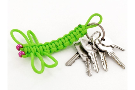 Libellule en paracorde - Activités manuelles porte-clés – 10doigts.fr