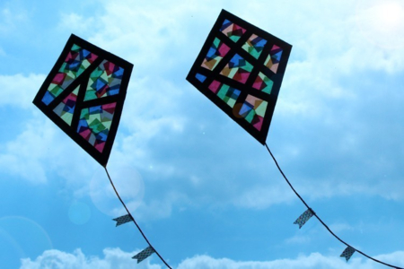 Cerf-volant déco - Activités manuelles mobiles – 10doigts.fr