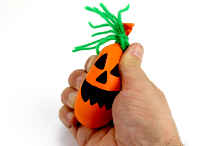 balles anti stress halloween monstres enfants - Activités manuelles Halloween – 10doigts.fr
