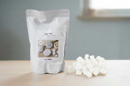 Base de savon Opaque, en granules - 1 kg - Bases de savon – 10doigts.fr