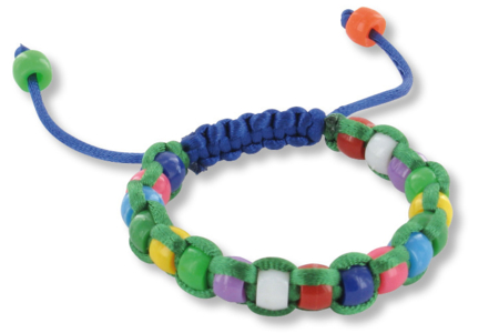 Bracelets Shamballa avec perles en plastique - Activités manuelles fête des mères – 10doigts.fr