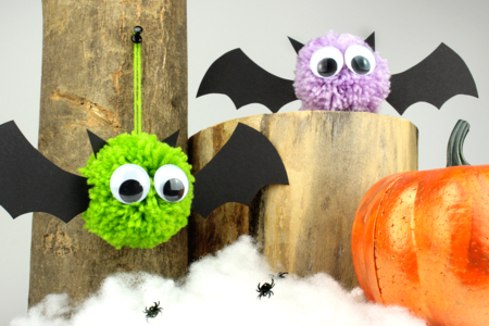 chauve souris pompons laine halloween - Activités manuelles Halloween – 10doigts.fr