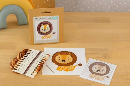 Ki points de croix : Lion - Kits Mercerie – 10doigts.fr