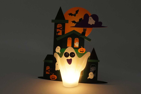 maison hantée lumineuse - Kits créatifs Halloween – 10doigts.fr