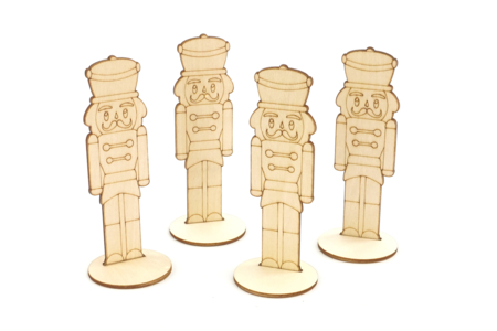 Marque-place casse-noisettes en bois - Objets en bois Noël – 10doigts.fr