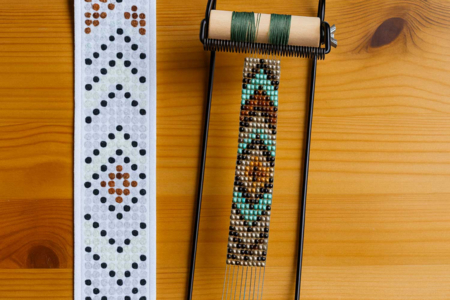 Métier à tisser les perles bracelet - Perles Rocaille – 10doigts.fr