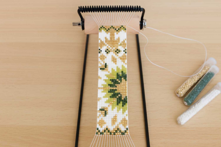 Métier à tisser les perles pixels - Perles Rocaille – 10doigts.fr