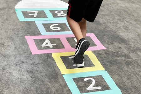 peinture craie de trottoirs enfants - Craies, tableaux, ardoises – 10doigts.fr