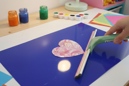 Peinture marbré saint valentin - Activités manuelles Saint-valentin – 10doigts.fr