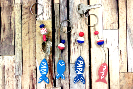 porte-clés papa - Activités manuelles fête des pères – 10doigts.fr