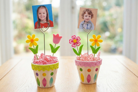 porte photo fleuri cadeau fête des mères - Activités manuelles fête des mères – 10doigts.fr