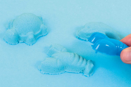 sable à modeler bleu - Sable à modeler - Modelage et moulage – 10doigts.fr