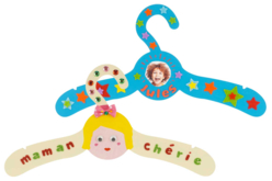 Cintres en médium - 10 pièces - Porte-manteaux - 10doigts.fr