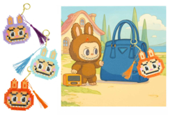 Fabriquez un porte-clés en perles à repasser Labubu - Porte-clés - 10doigts.fr