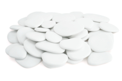 galets blancs plats à décorer plastique - Galets et coquillages - 10doigts.fr