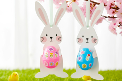 Kit lapins œufs à suspendre - 1 kit (4 pièces) - Kits créatifs Pâques - 10doigts.fr