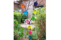 nichoirs colorés création client - Nichoirs, mangeoires et refuges en bois à décorer - 10doigts.fr