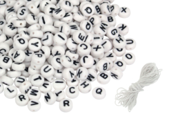 Perles alphabet noir et blanc - Bijoux messages - 10doigts.fr