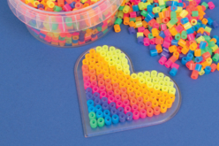 perles fusibles à repasser fluo translucides - Perles à repasser 5 mm - 10doigts.fr - 2