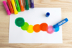 dessiner chenilles gouache peinture enfants - Activités manuelles animaux : nos idées créatives pour les enfants – 10doigts.fr