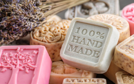 Savons et cosmétiques - Modelage et moulage - 10doigts.fr