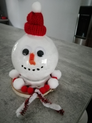 Bonhomme de neige globe - 10doigts.fr