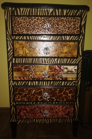 Ancienne commode customisée : thème Afrique - Déco du bois - 10doigts.fr