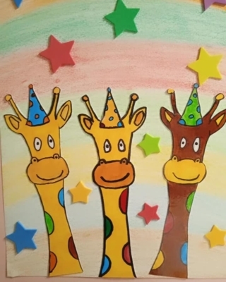 Création de Girafe sur le thème du cirque - Divers - 10doigts.fr