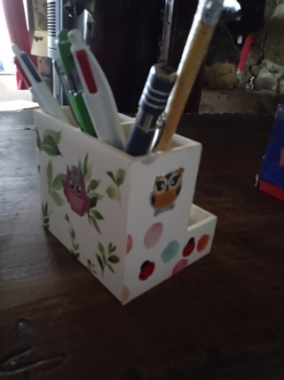 Porte crayons bois - 10doigts.fr