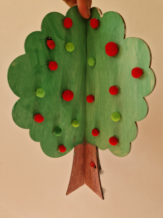 L'arbre des 4 Saisons - 10doigts.fr