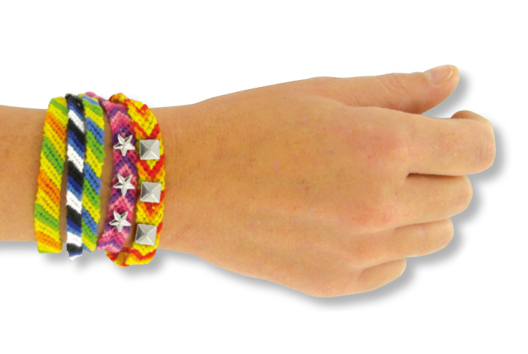 Bracelet brésilien - Activités manuelles fête des mères - 10doigts.fr - 2
