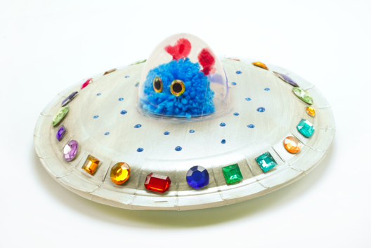 Bricolage Extraterrestre Assiette Carton - Activités manuelles Halloween - 10doigts.fr - 2