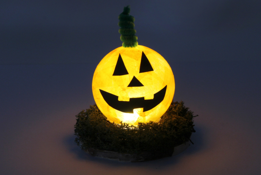 citrouille lumineuse halloween DIY enfants - Activités manuelles Halloween - 10doigts.fr - 2