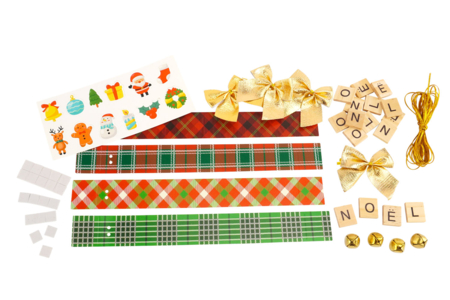Kit de 12 suspensions de Noël avec lettres - Kits créatifs de Noël pour les enfants – 10doigts.fr