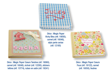 Magic Paper auto-adhésif Etoiles multicolores sur fond bleu - 10doigts.fr
