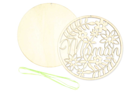 Suspension "Bonne fête maman" en bois - Suspensions et déco murale – 10doigts.fr