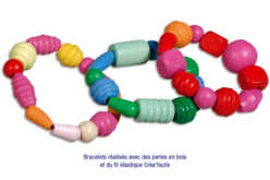 Set d'environ 110 perles en bois en camaïeu de verts, tailles et formes assorties - Perles Bois - 10doigts.fr - 2