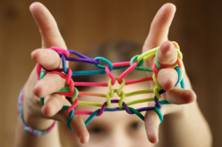 ztringz - Jeux de récré : idées d’activités pour la cour de l’école - 10doigts.fr