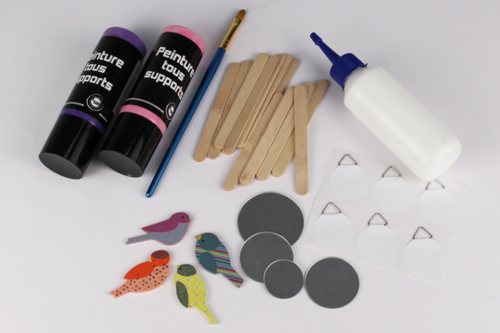 Nichoir déco avec bâtonnets en bois