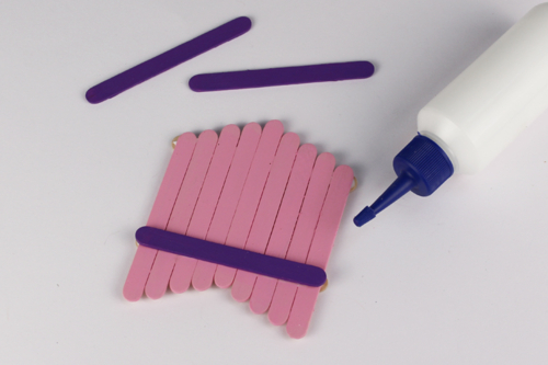 Nichoir déco avec bâtonnets en bois