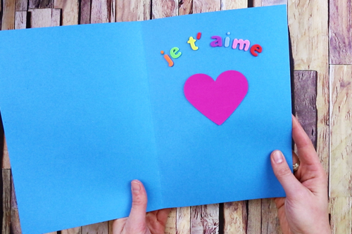 Carte abeille coeurs