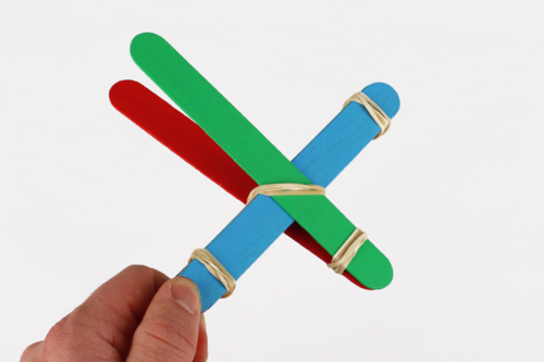 Catapulte à pompons