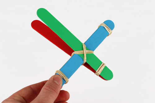 Catapulte à pompons