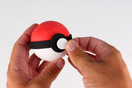 Fabriquer une Pokéball