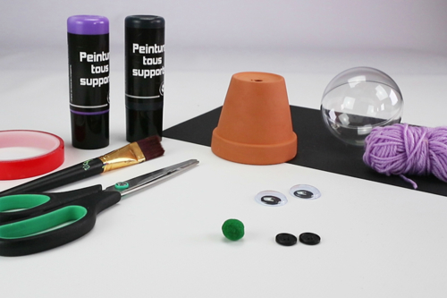 Sorcière distributeur de bonbons