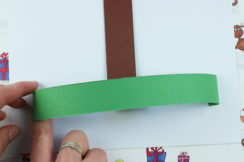 Sapin 3D avec des bandes de papier