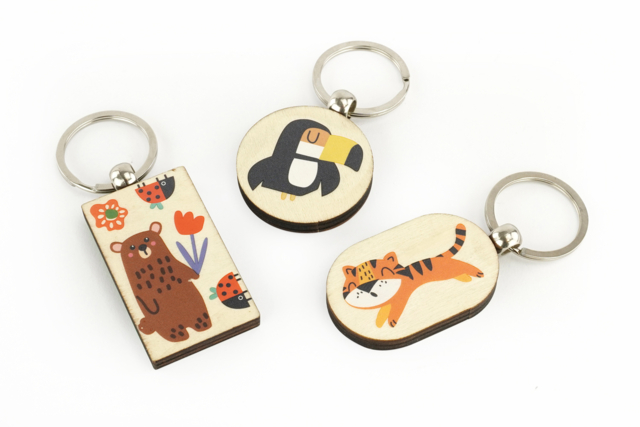 30 Porte cles a decorer - Bijoux et porte-clés en bois à décorer - 10doigts.fr