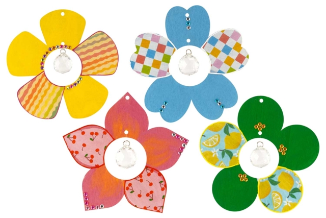 4 fleurs à suspendre en bois avec diamant - Suspensions et déco murale en bois à décorer - 10doigts.fr