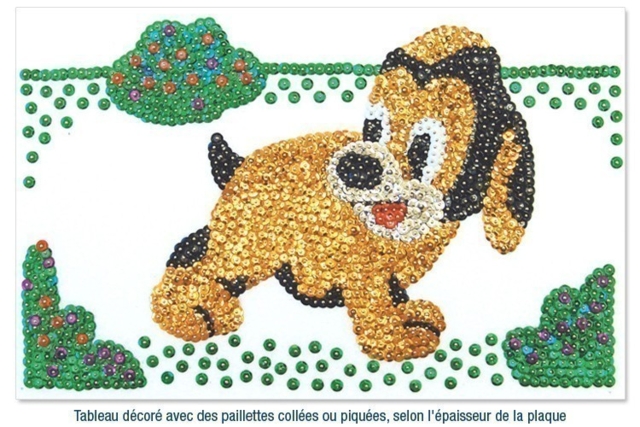 Carton plume ou plaque polystyrène : créations avec des paillettes cuvettes rondes à trou - Carton plume et polystyrène - 10doigts.fr